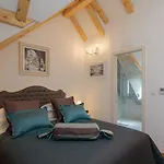 בית הארחה Priska Heritage (adults Only) ספליט