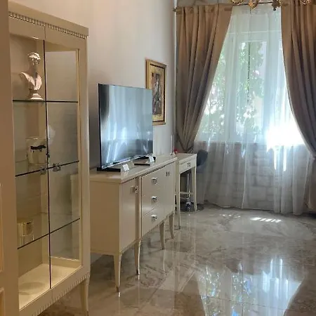 Priska Heritage (adults Only) בית הארחה