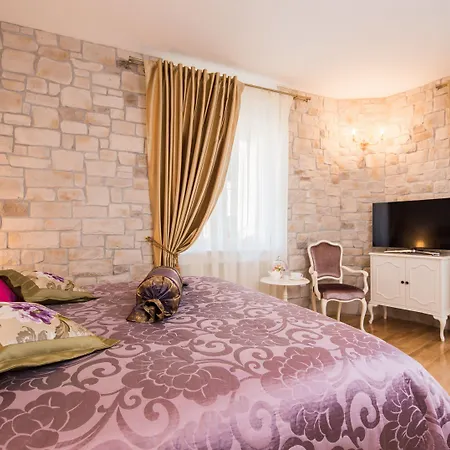 בית הארחה Priska Heritage (adults Only) ספליט