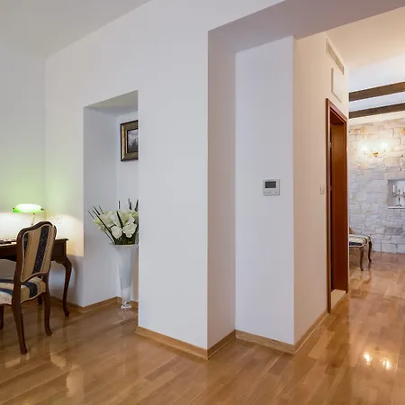 Priska Heritage (adults Only) Konukevi Split