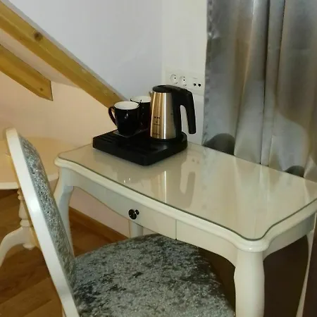 Priska Heritage (adults Only) בית הארחה